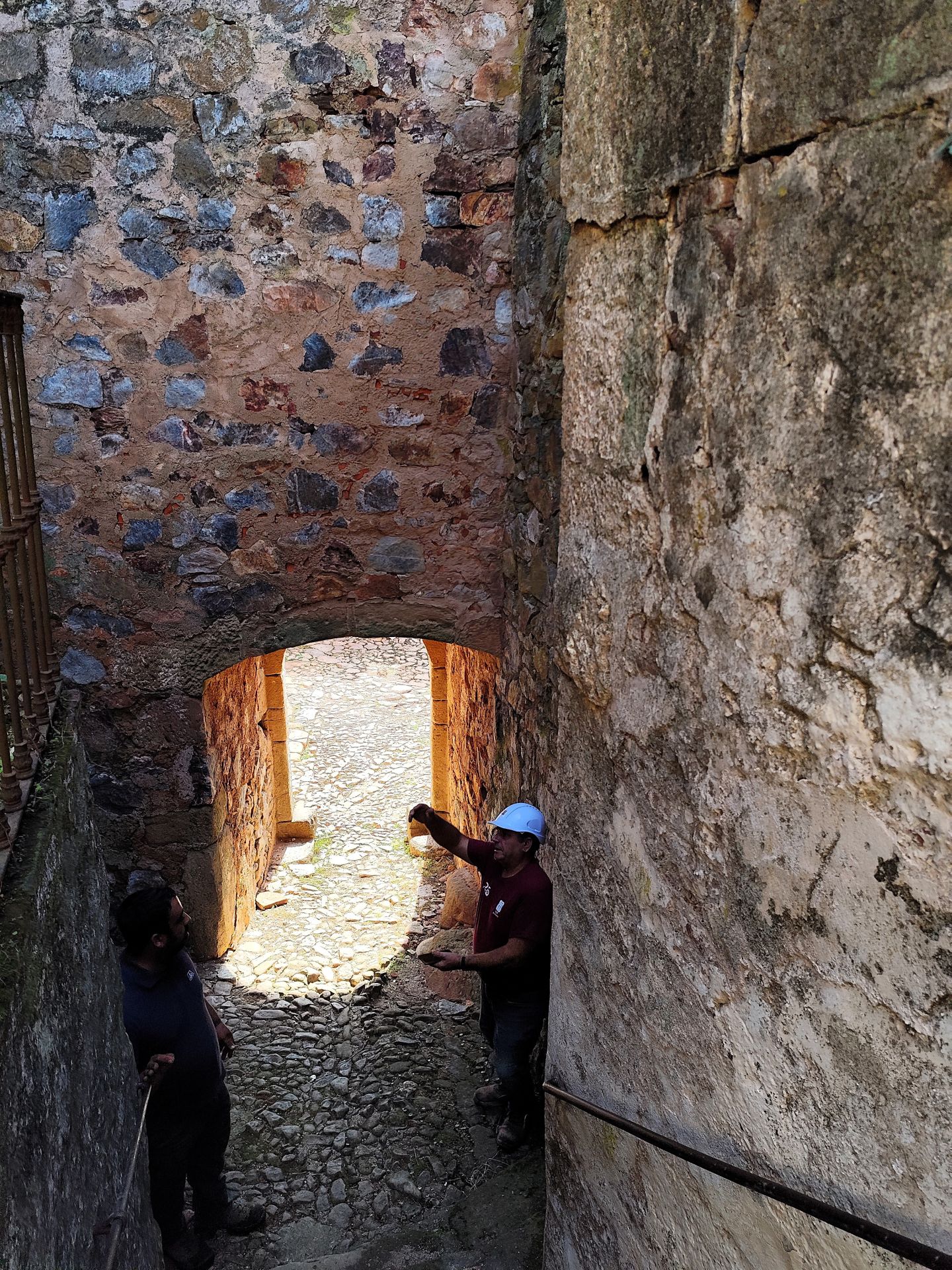 Obras de conversión del Castillo de Azagala en establecimiento hotelero