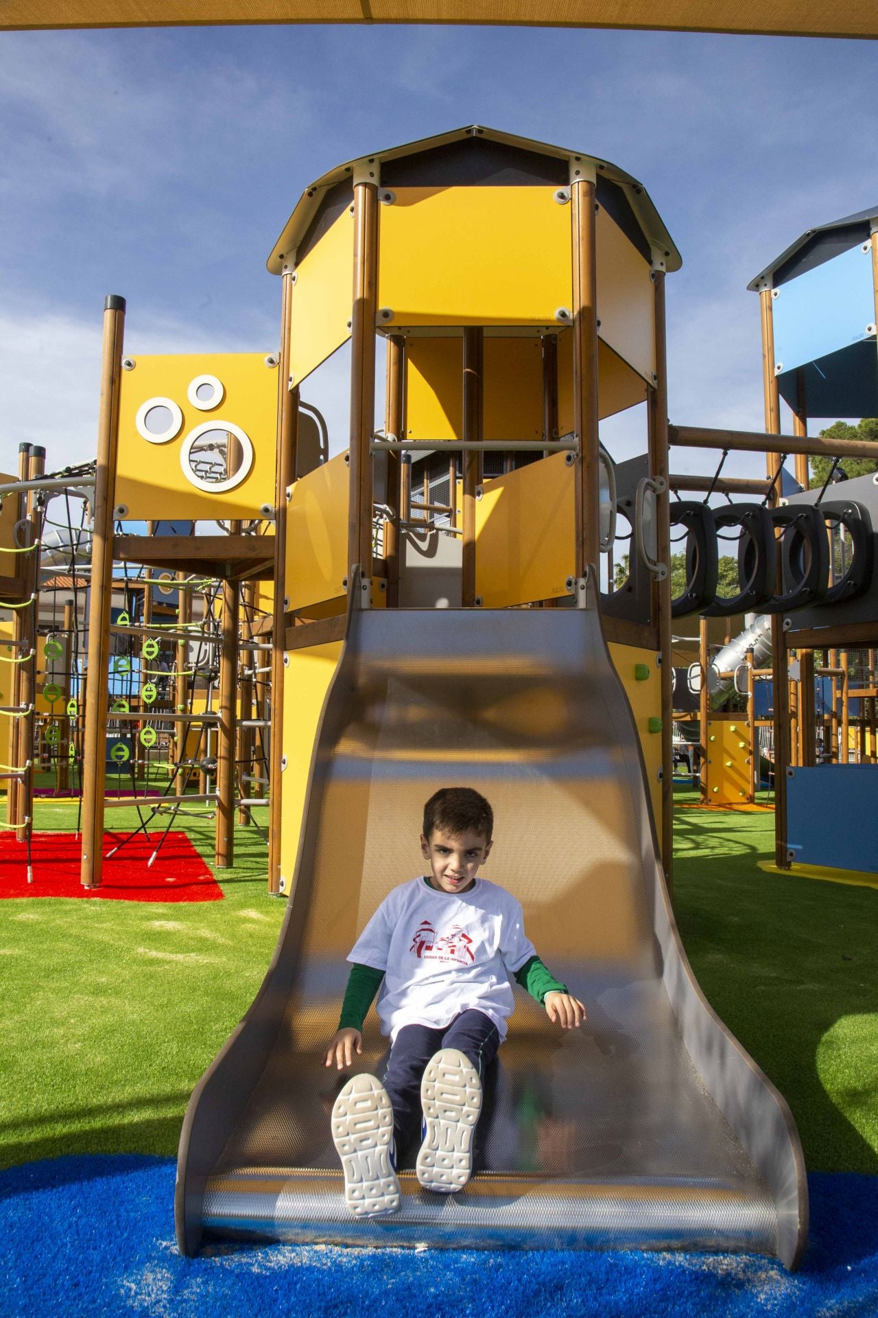 La &#039;Ciudad de la Infancia&#039; de Mérida abre sus puertas con seis áreas de juegos