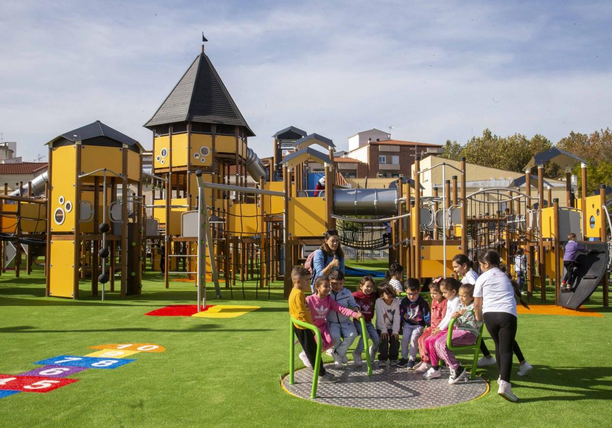 La 'Ciudad de la Infancia' de Mérida abre sus puertas con seis áreas de juegos
