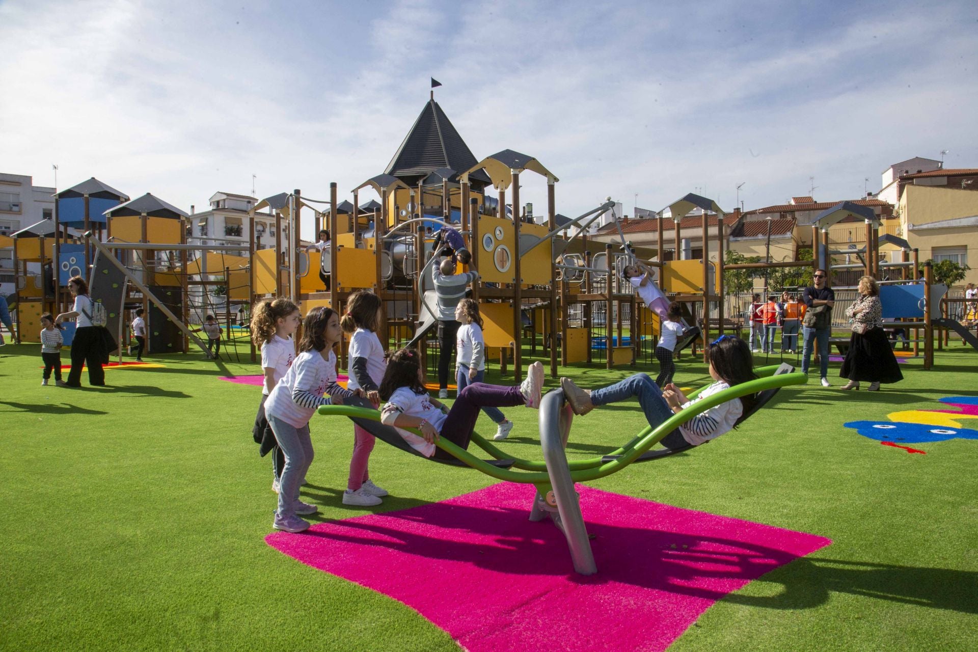 La &#039;Ciudad de la Infancia&#039; de Mérida abre sus puertas con seis áreas de juegos