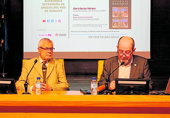 Imagen secundaria 2 - Noviembre se ve en Badajoz a través negativos y con premio