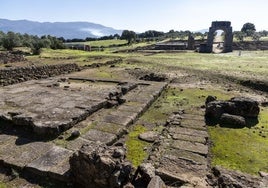 Yacimiento romano de Cáparra, en el término municipal de Oliva de Plasencia.