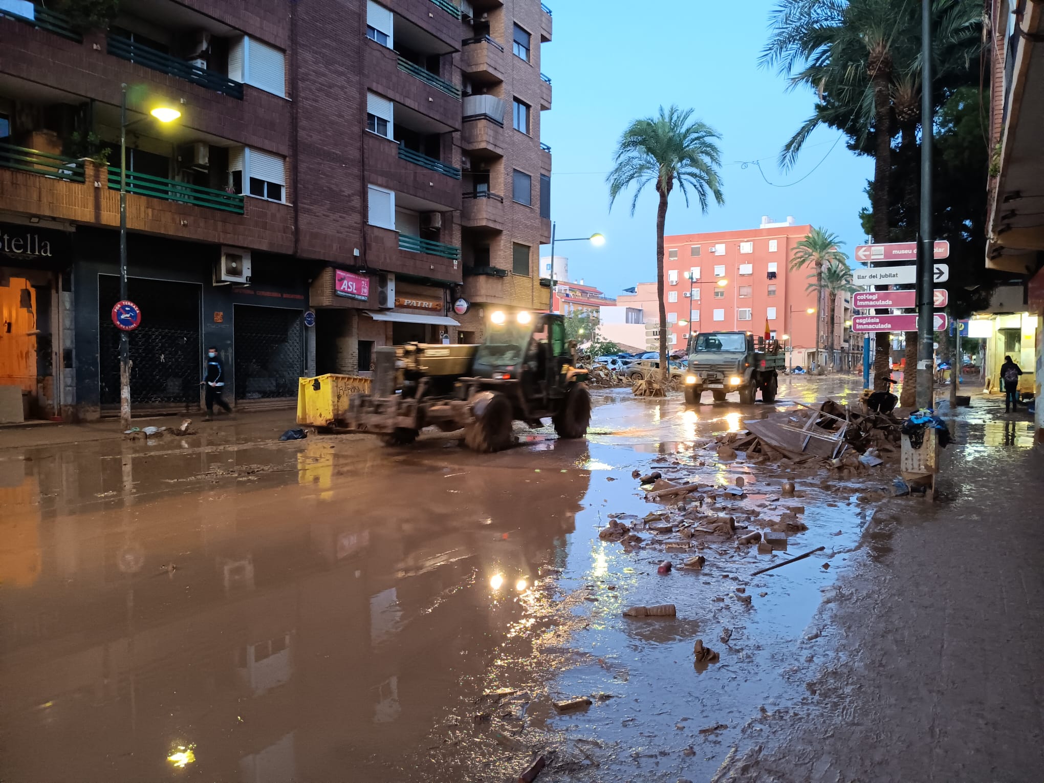 Imagen después - Así te ha contado HOY sobre el terreno los efectos de la DANA en Valencia