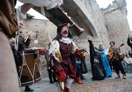 Inauguración del mercado medieval de las tres culturas de Cáceres, que continúa hasta el próximo domingo.