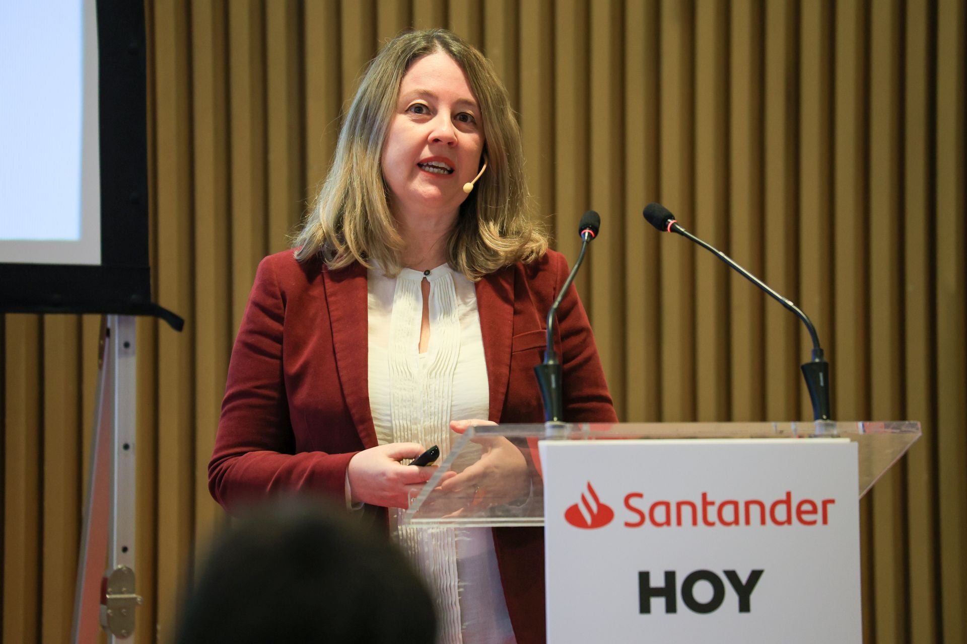 Laura Velasco, economista senior del área de Mercados de Banco Santander.