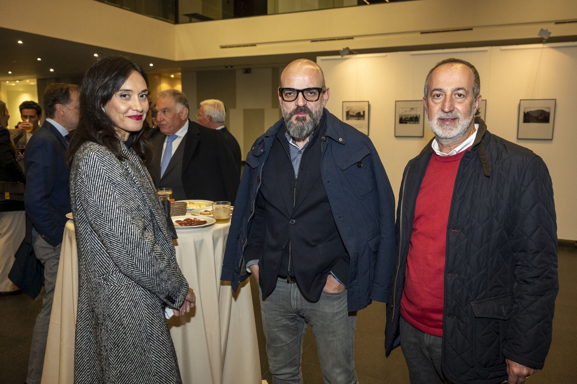 Marifé Suárez, Isaac Estrella y Manolo Hernández.