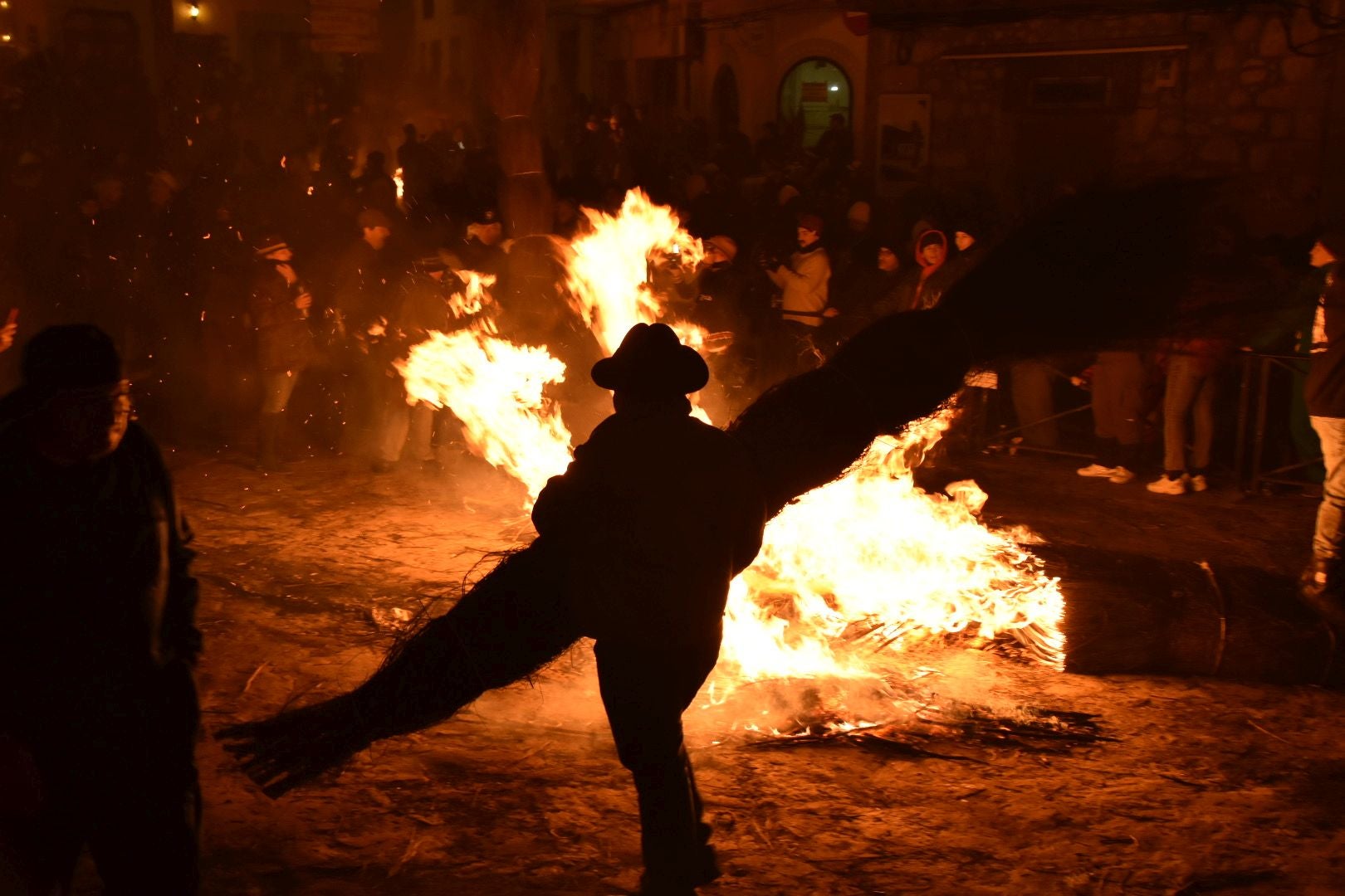 Así se ha celebrado la fiesta de Los Escobazos en Jarandilla de la Vera