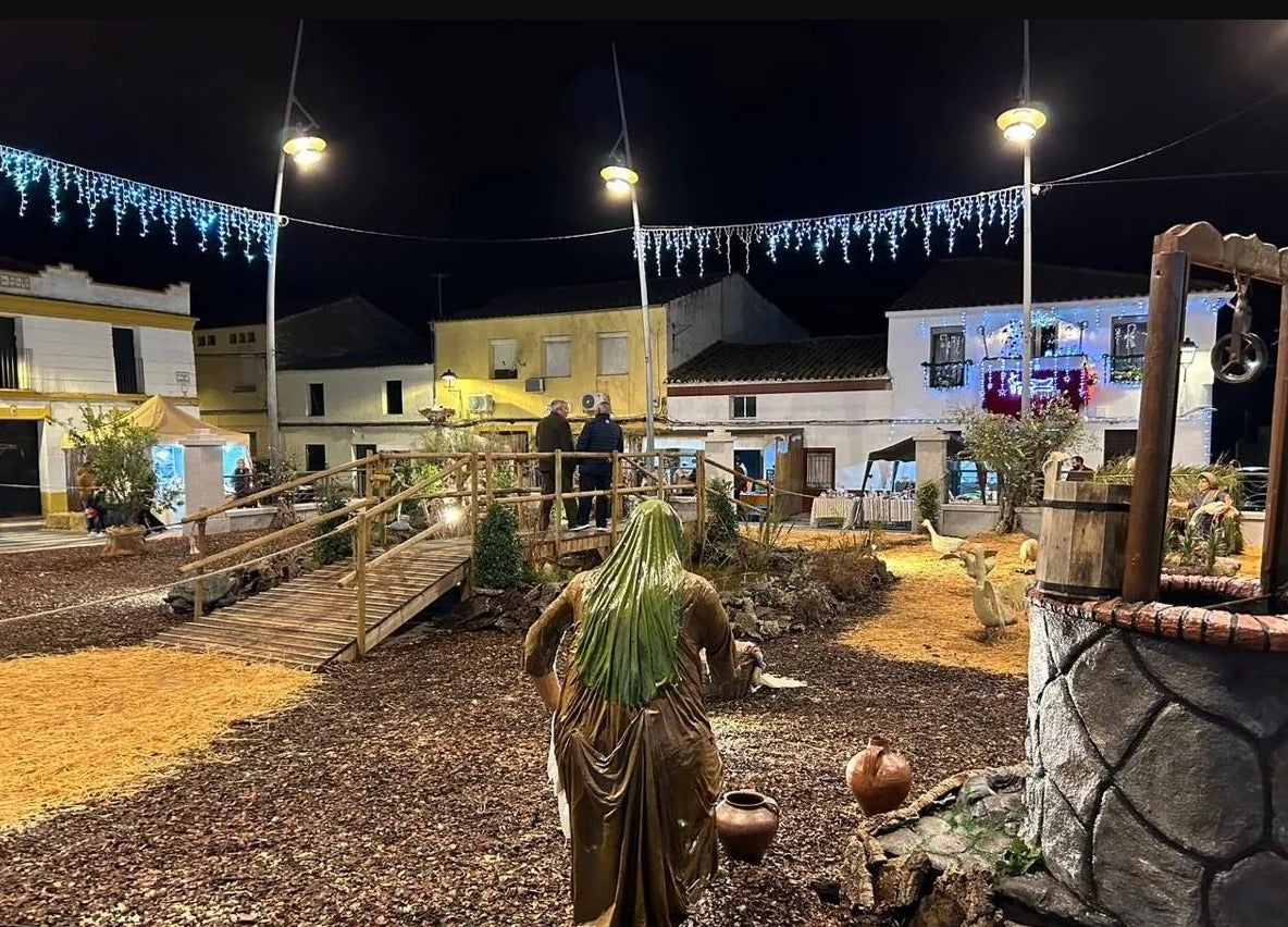 Imágenes en el belén 'La Nacencia' de Villar de Rena.