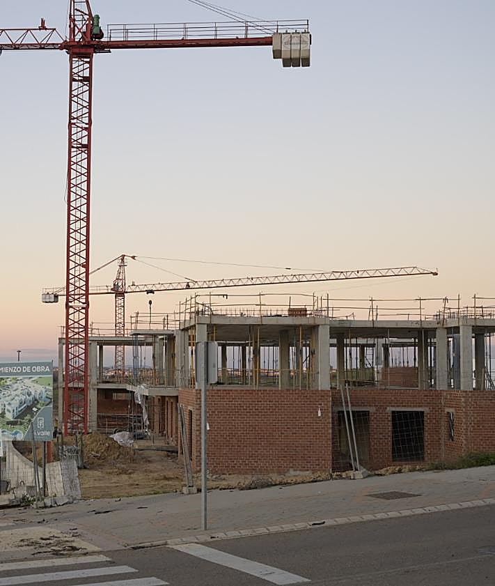 Imagen secundaria 2 - Construcción donde ha tenido lugar el accidente laboral.