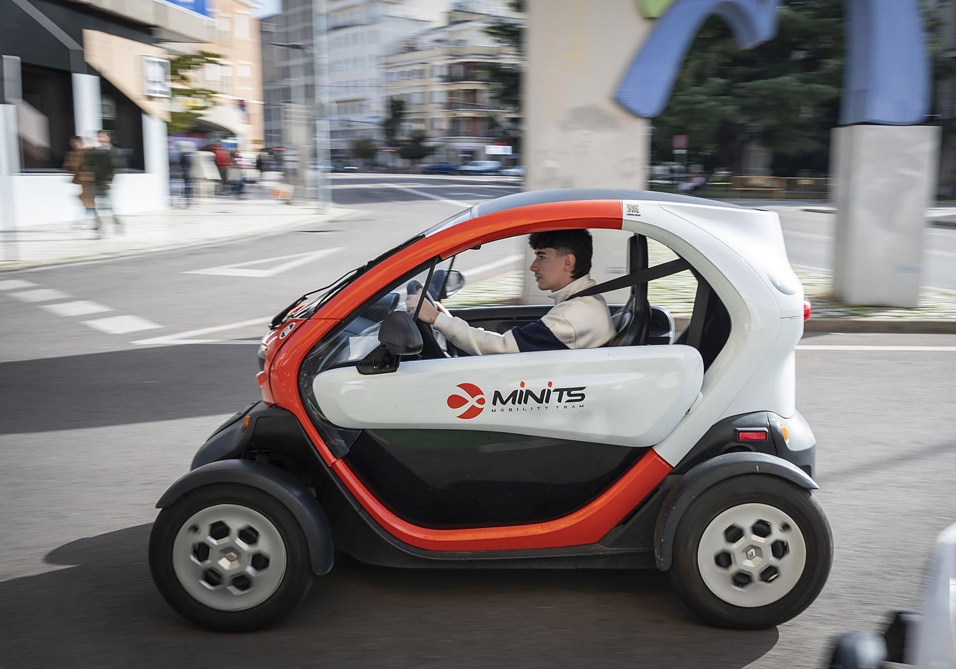 El servicio de 'car sharing' suma cien vehículos en la ciudad.