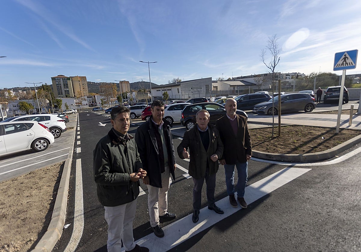 Visita al nuevo aparcamiento de Pierre de Coubertin este lunes.