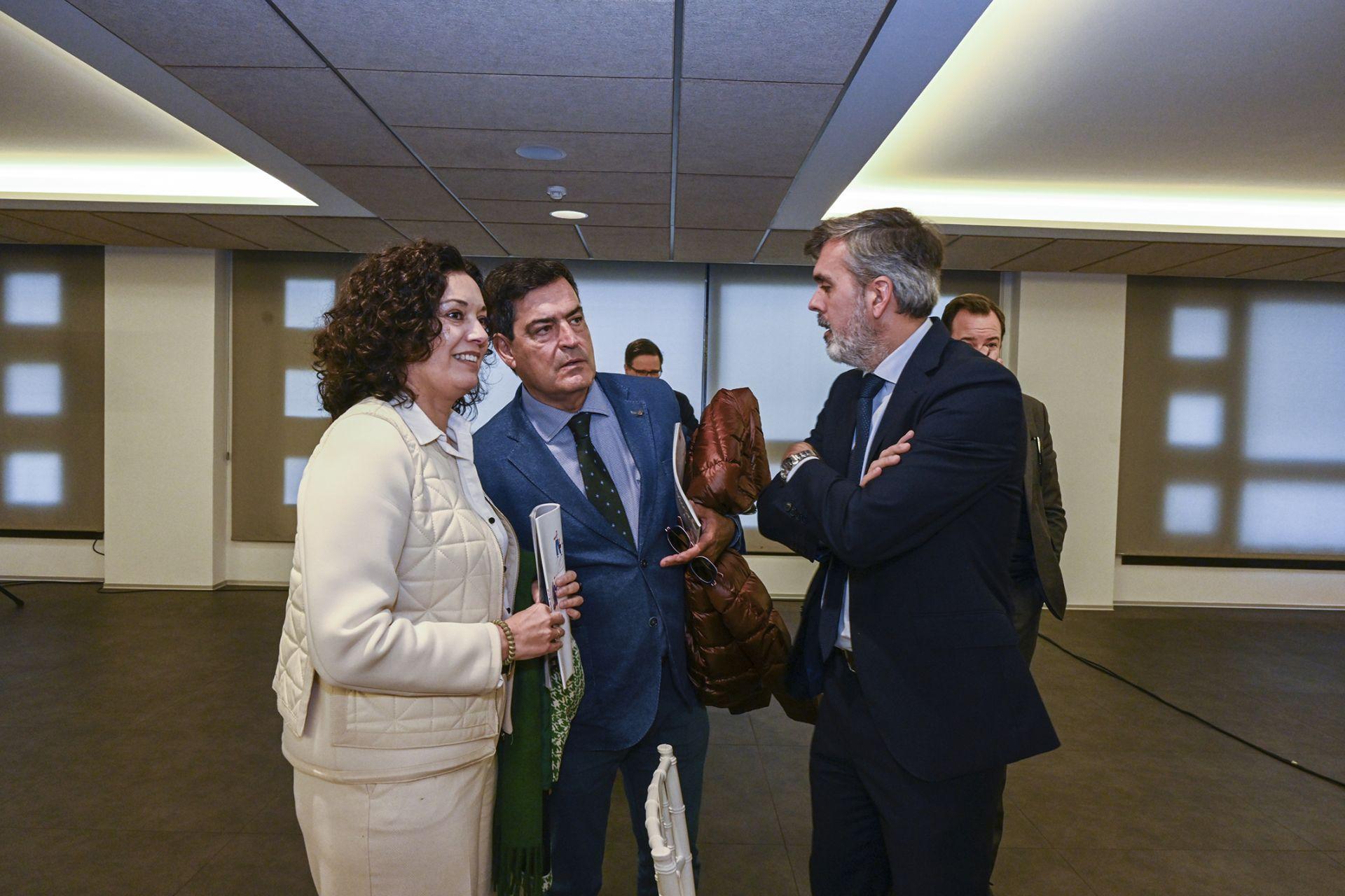 Ambiente de la presentación de la nueva revista &#039;La transformación digital de Extremadura&#039;