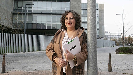«Llevo once años opositando en Extremadura a auxiliar administrativo»