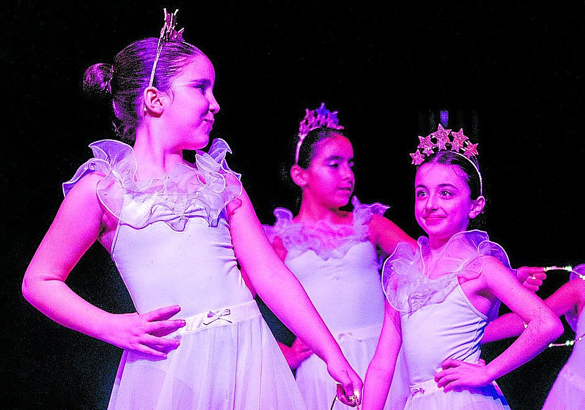 Gala de invierno del Conservatorio Elemental de danza El Brocense.