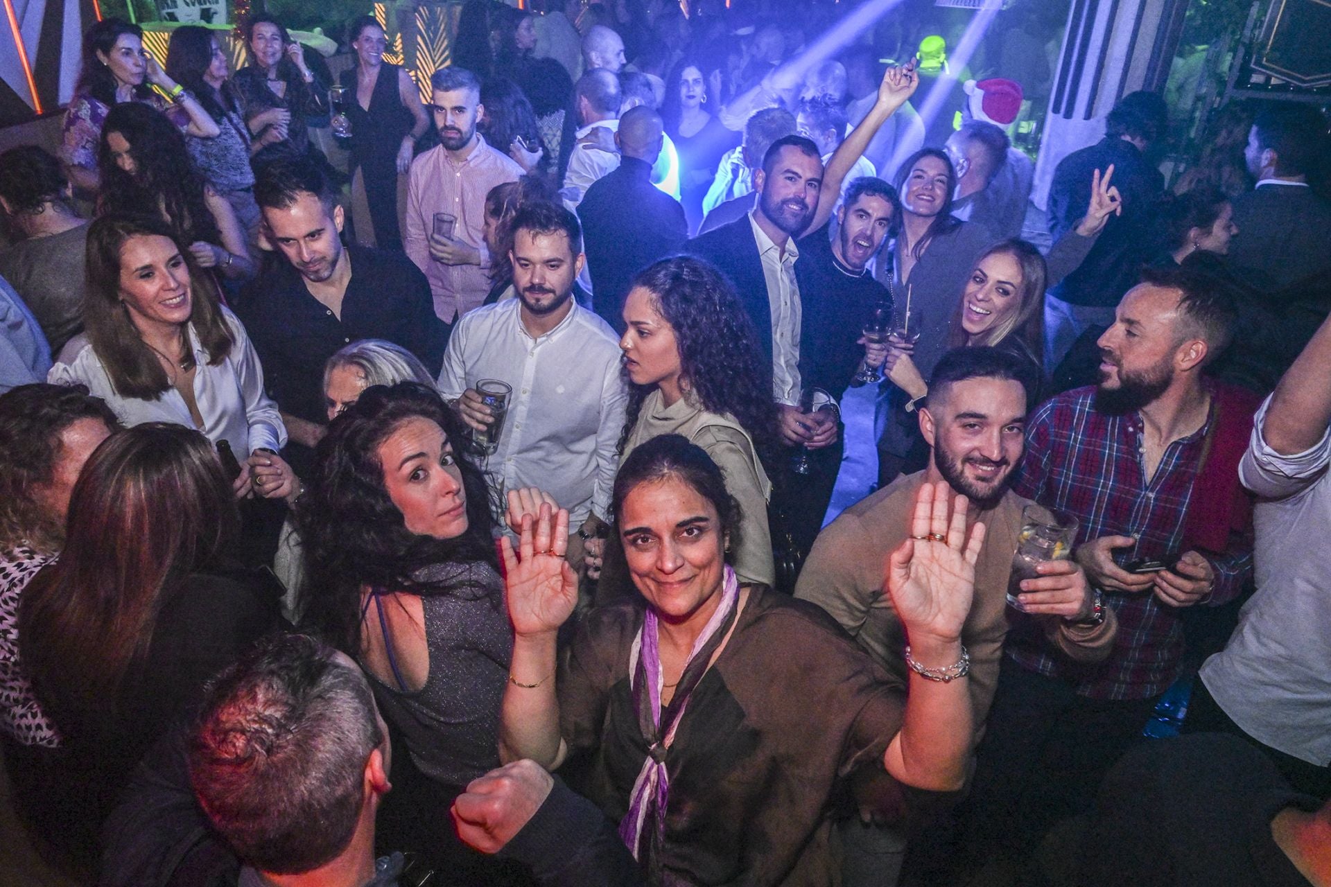 Fotos | Los bares del río de Badajoz hacen el agosto en Navidad