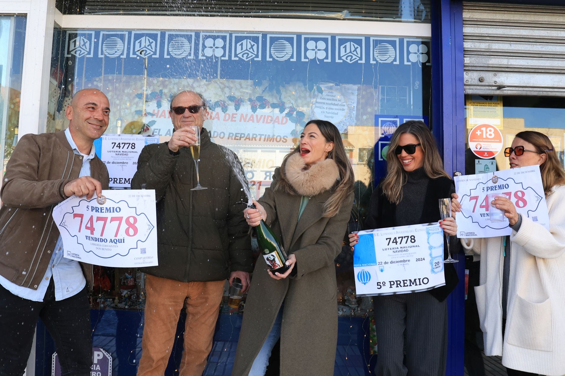 Don Benito celebra un quinto premio, el 74778. 