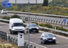 Radar del kilómetro 686 de la autovía A-66 en dirección a Sevilla.