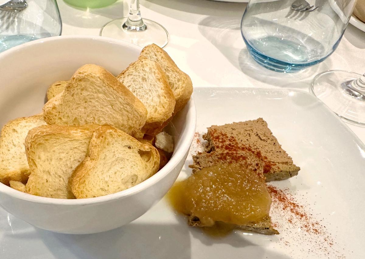 Imagen secundaria 1 - Vajilla, aperitivo y Coravin.