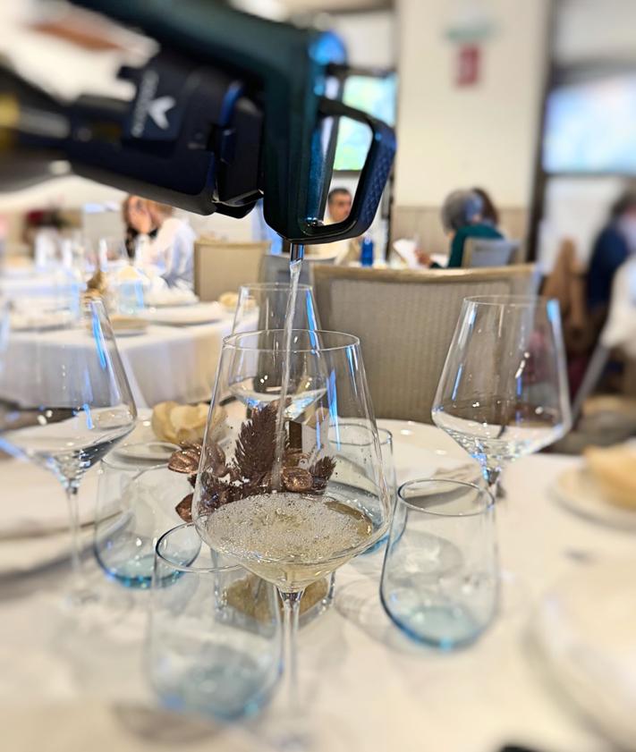 Imagen secundaria 2 - Vajilla, aperitivo y Coravin.