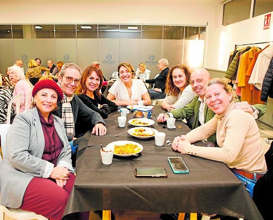 Migas organizadas por la asociación de vecinos de La Madrila.