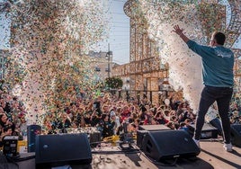 Fiesta de preuvas infantiles en la Plaza de España de Mérida