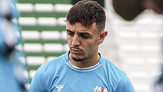 Víctor Maffeo refuerza el flanco derecho del Coria