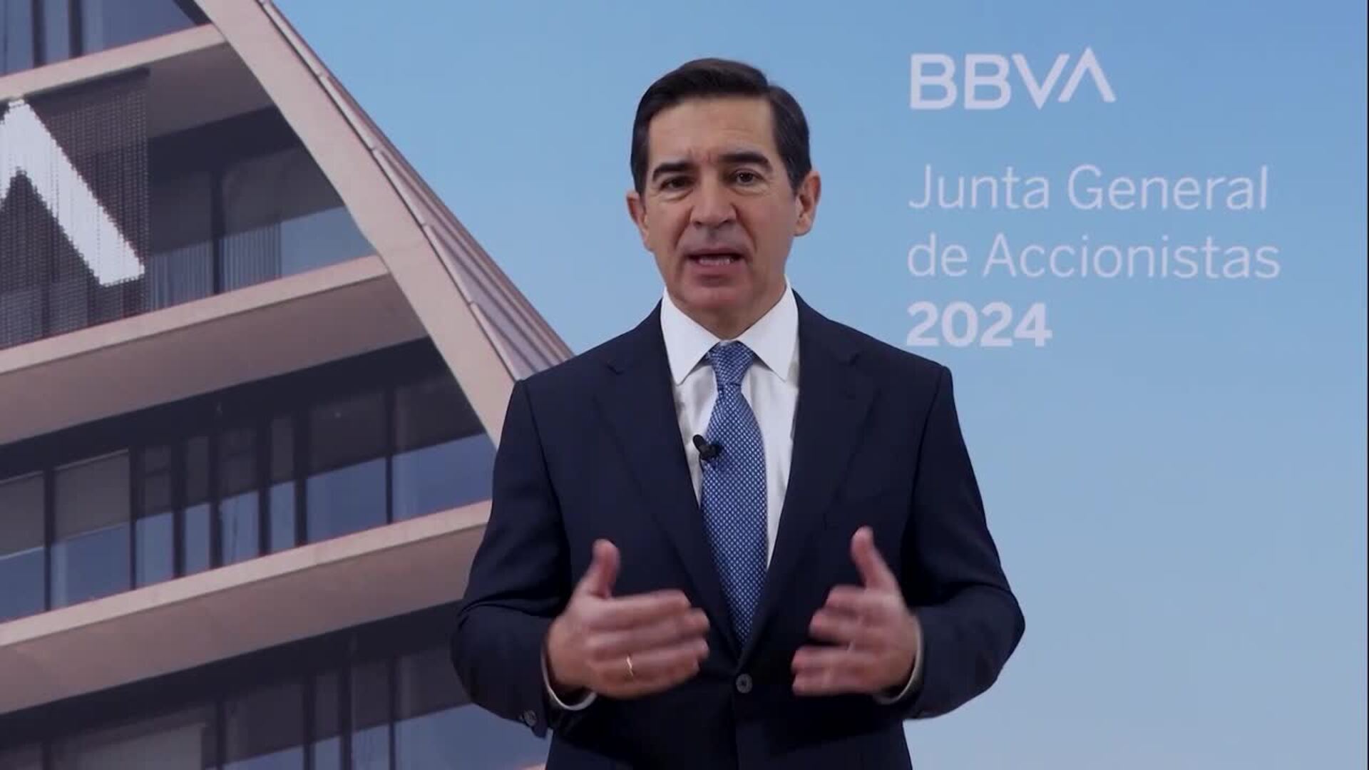 BBVA confía en que 2024 sea "mejor" que 2023, un "año histórico"