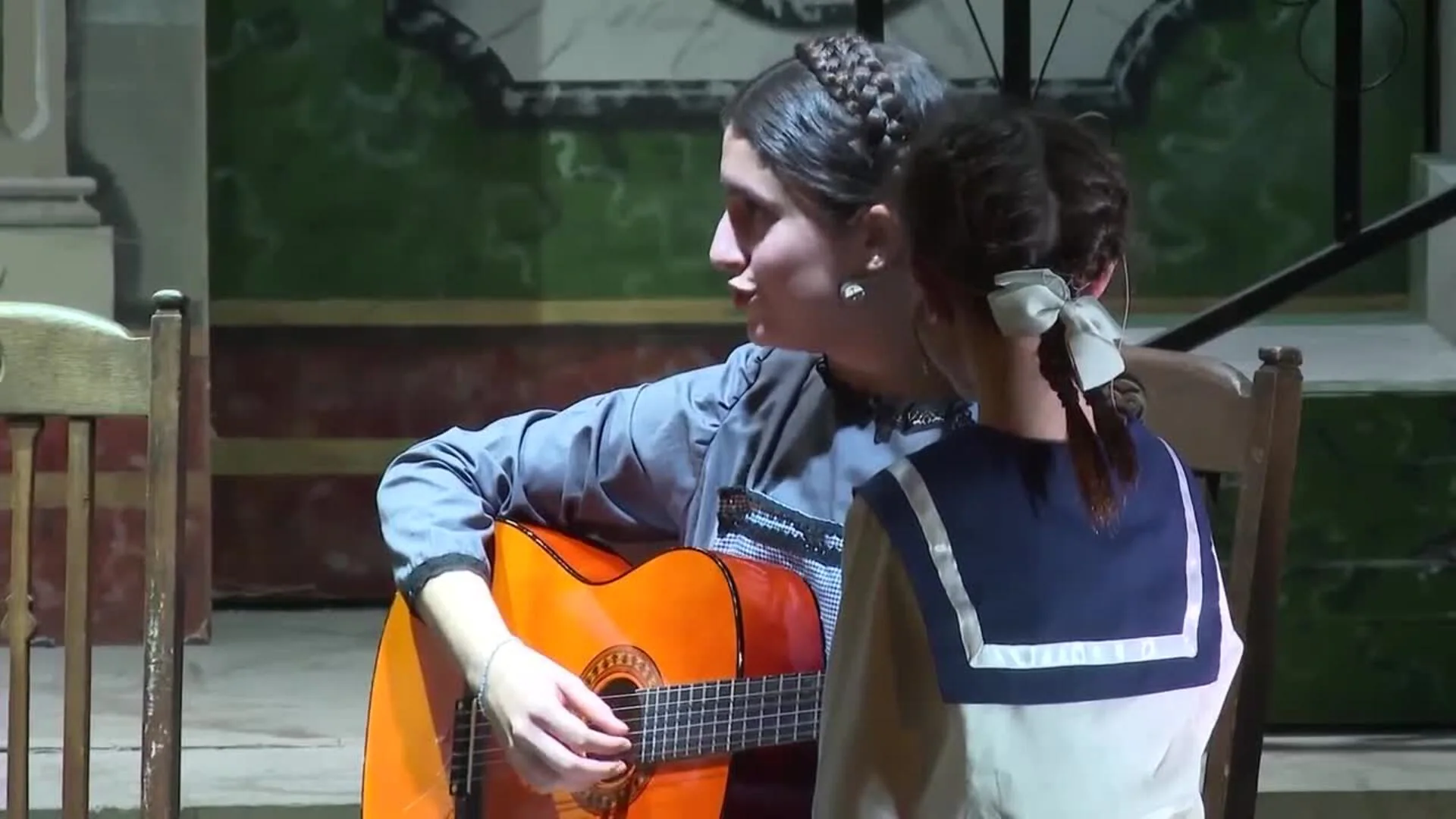 50 jóvenes actores conforman el musical 'Sonrisas y Lágrimas' con canciones en versión original