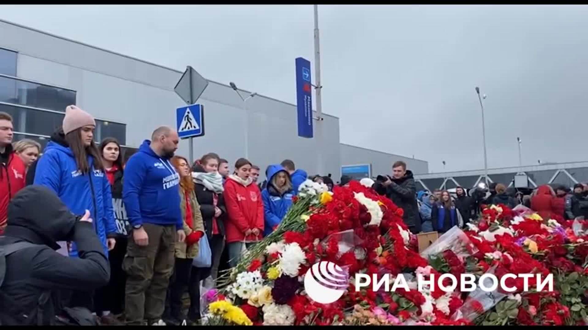 Rusia guarda un minuto de silencio en el día de luto oficial por las víctimas del atentado