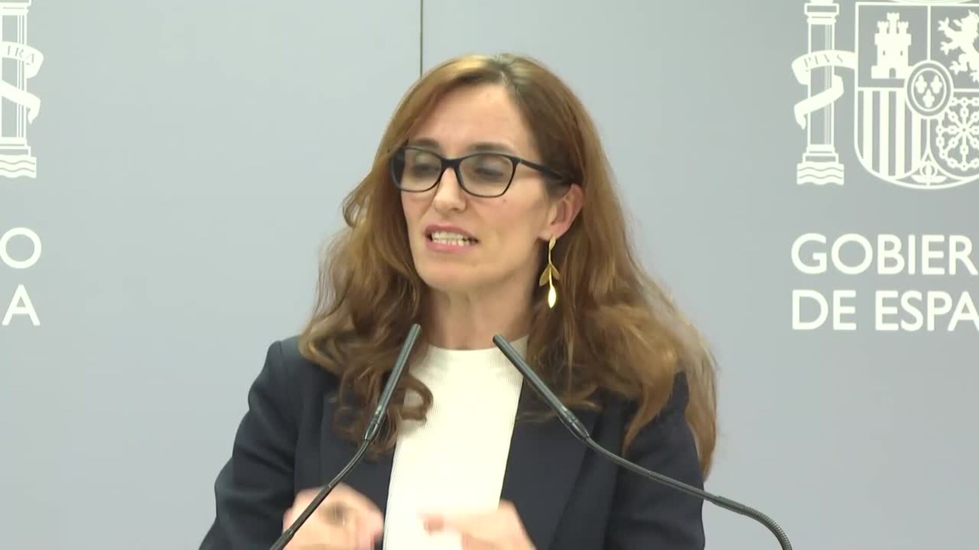 Mónica García asegura que el Gobierno tiene "especial interés" en que Muface salga adelante