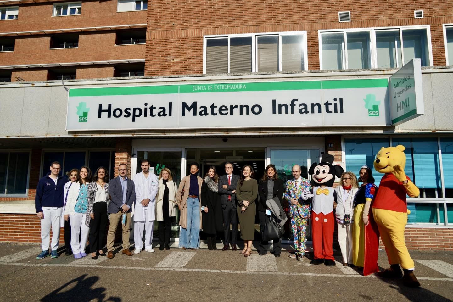 Visita de Iberocio al Materno Infantil. 