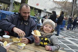 Fotos | Roscón de Reyes para todos en Badajoz