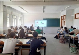 Alumnos en clase en un centro educativo de la región.