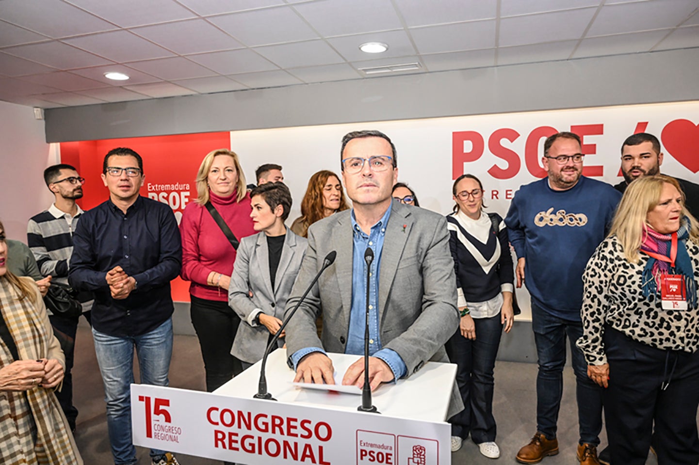 Fotos | Gallardo celebra su victoria en las primarias del PSOE de Extremadura