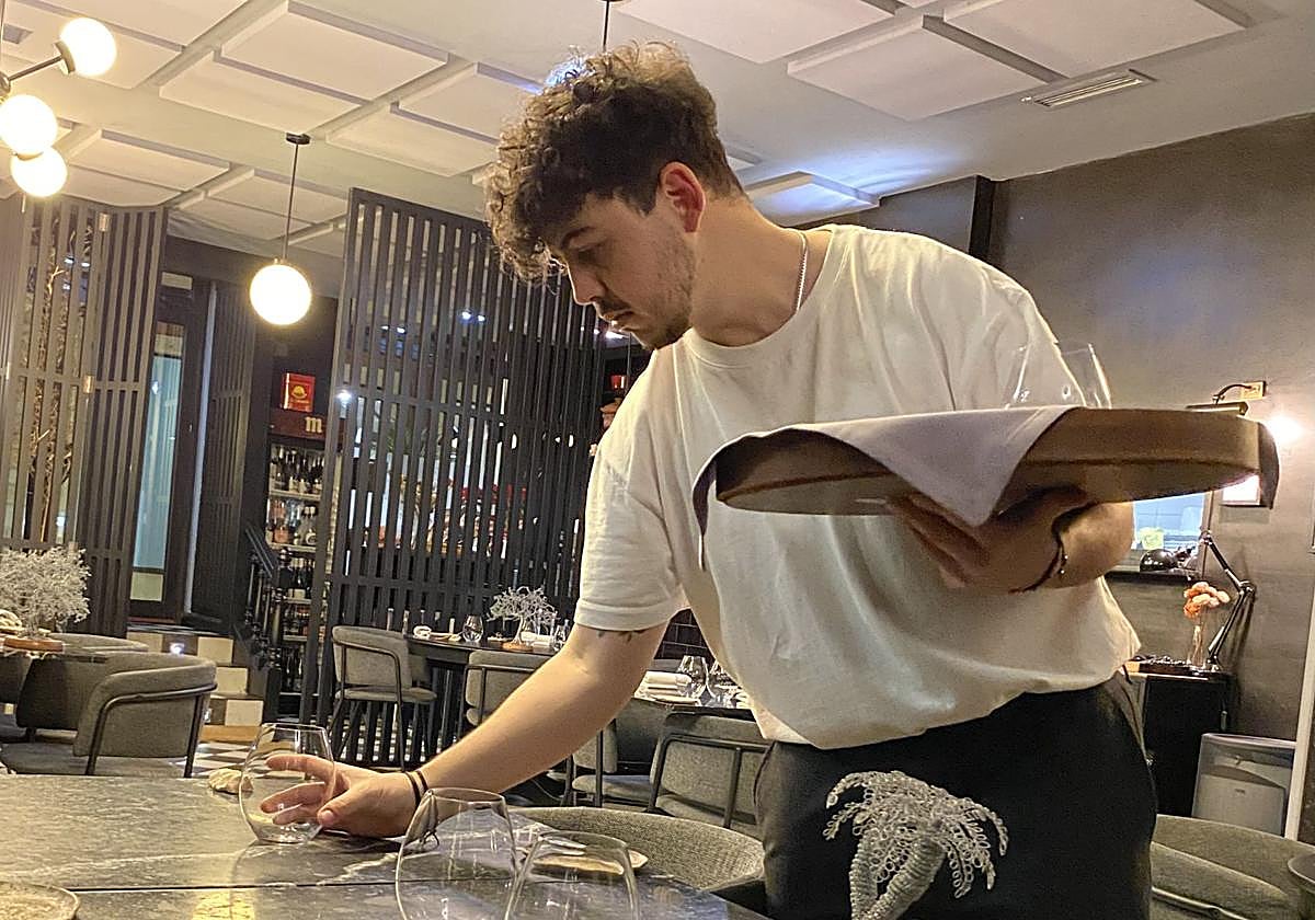 Víctor Tapia, el extremeño que creció en Casa Marcial