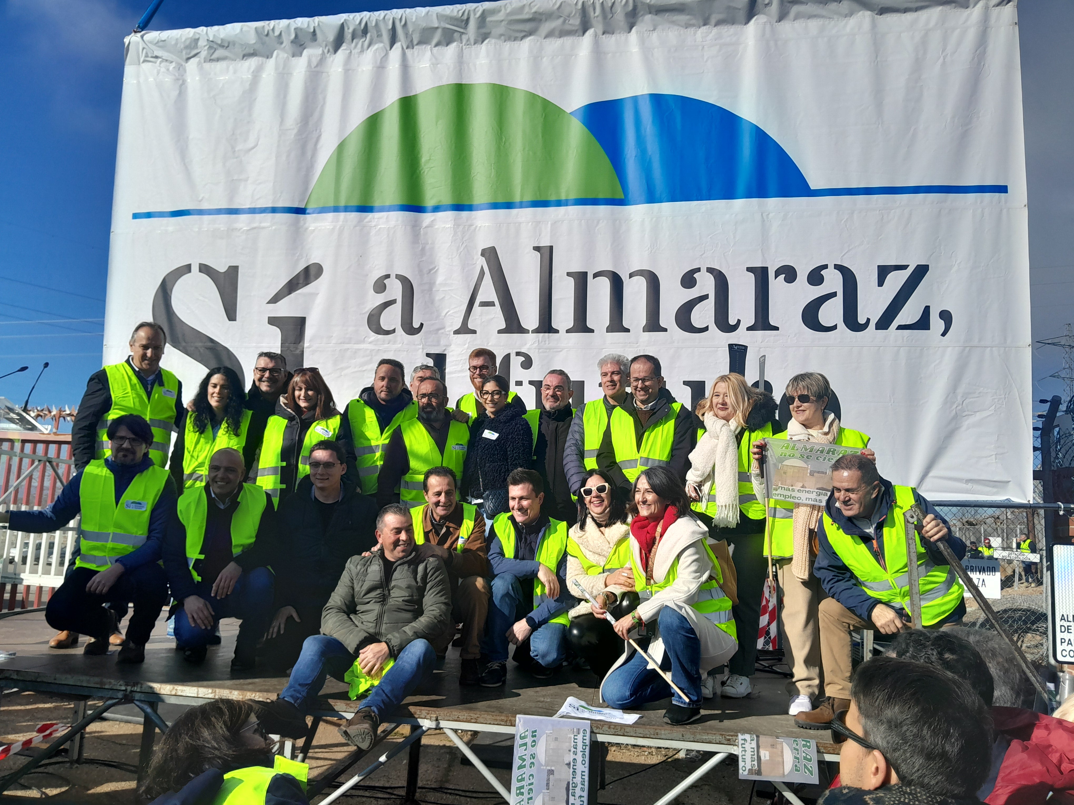 La manifestación contra el cierre de Almaraz, en imágenes