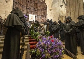 El Cristo Negro, en la Concatedral de Santa María, la pasada Semana Santa de Cáceres.