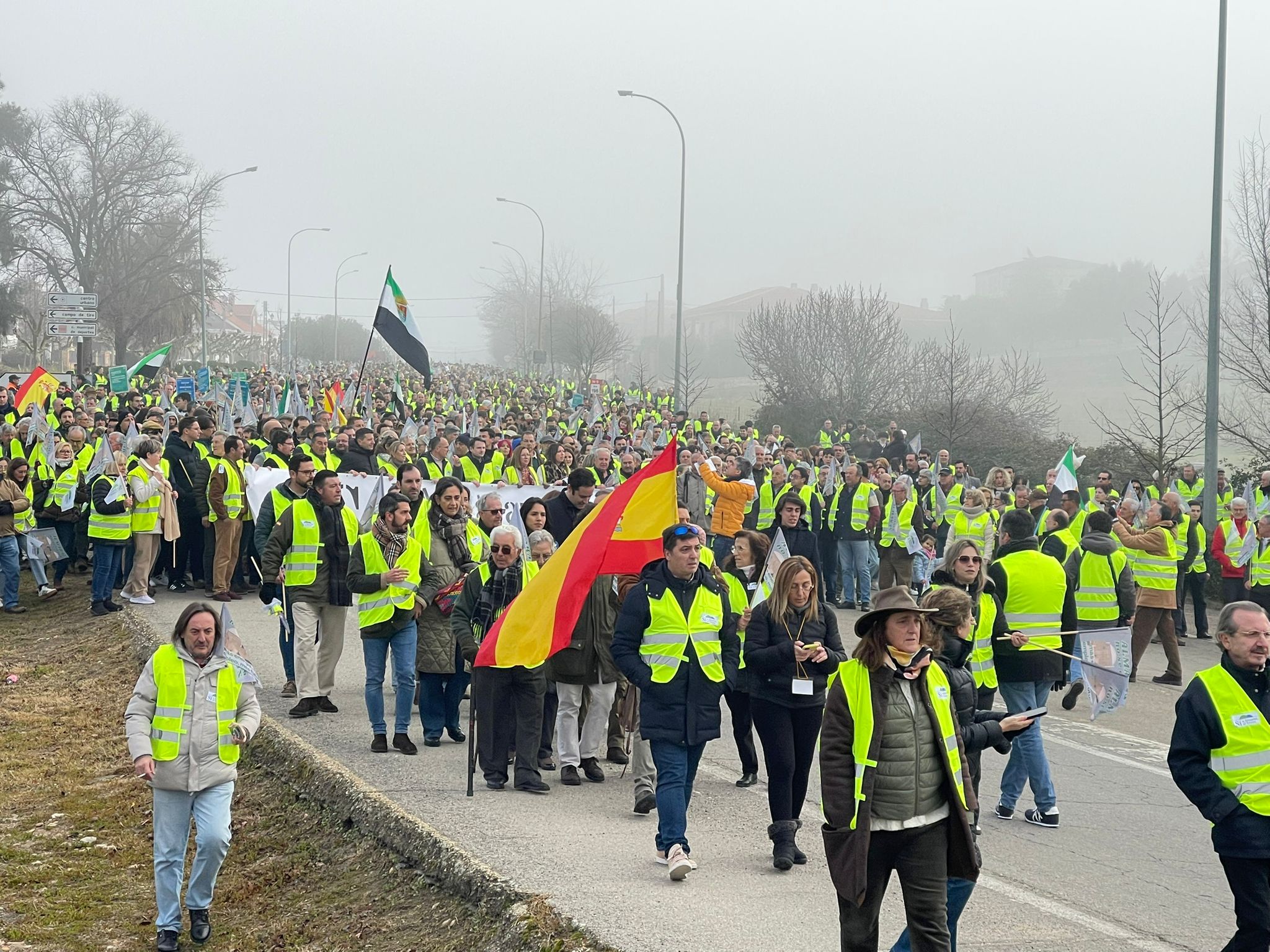 La manifestación contra el cierre de Almaraz, en imágenes