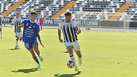 Carlos Cordero se suma a un renovado Extremadura