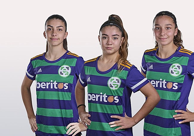 Gabriela Pérez, Miriam Blanco y Natalia Bayón, con la selección extremeña.