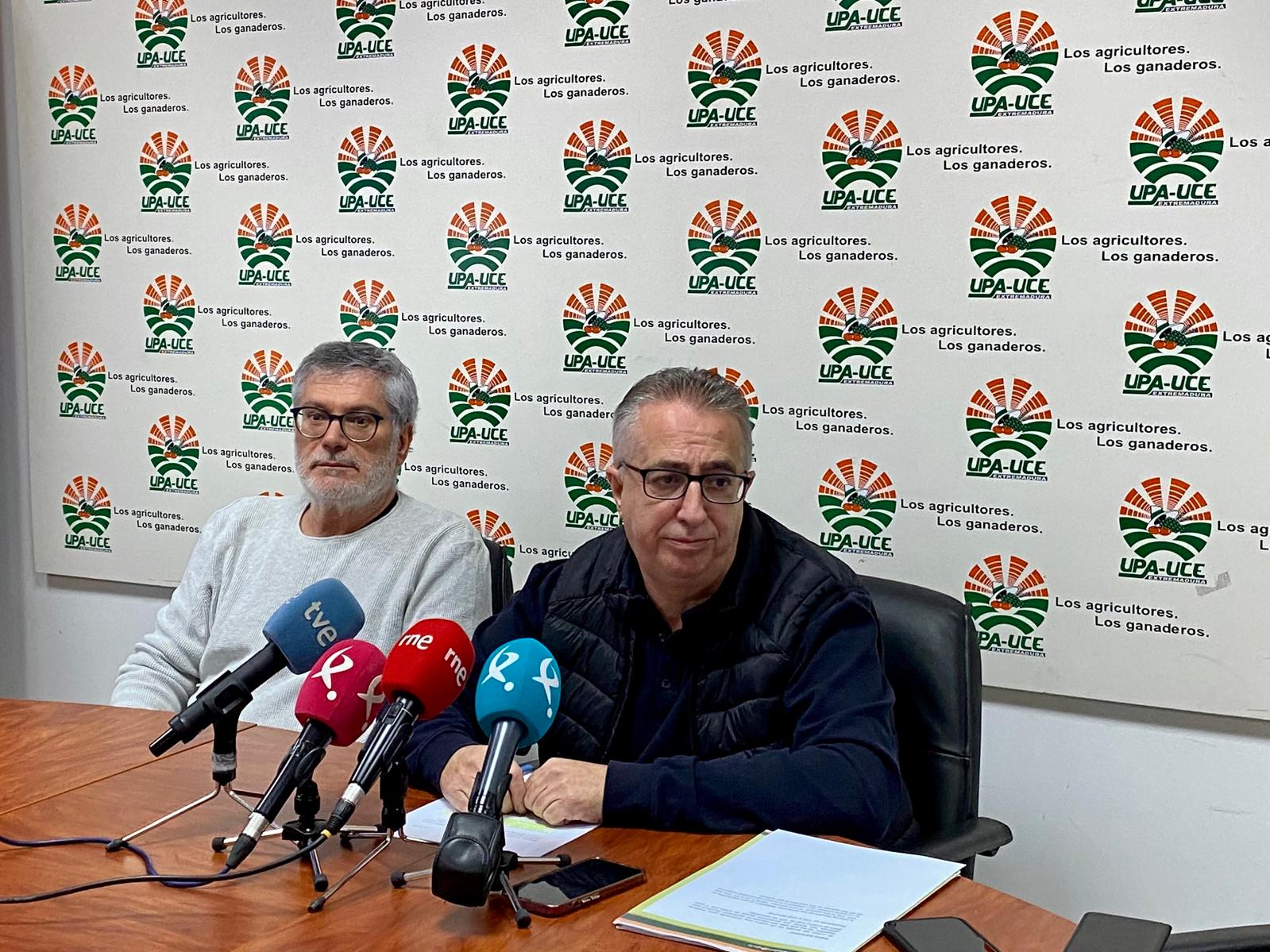 Ignacio Huertas pide a los agricultores y cooperativas que no acepten precios por debajo de los 150 euros por tonelada.