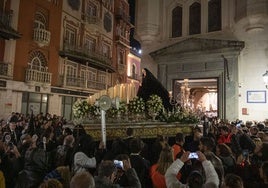 Procesión de la Virgen de la Soledad.