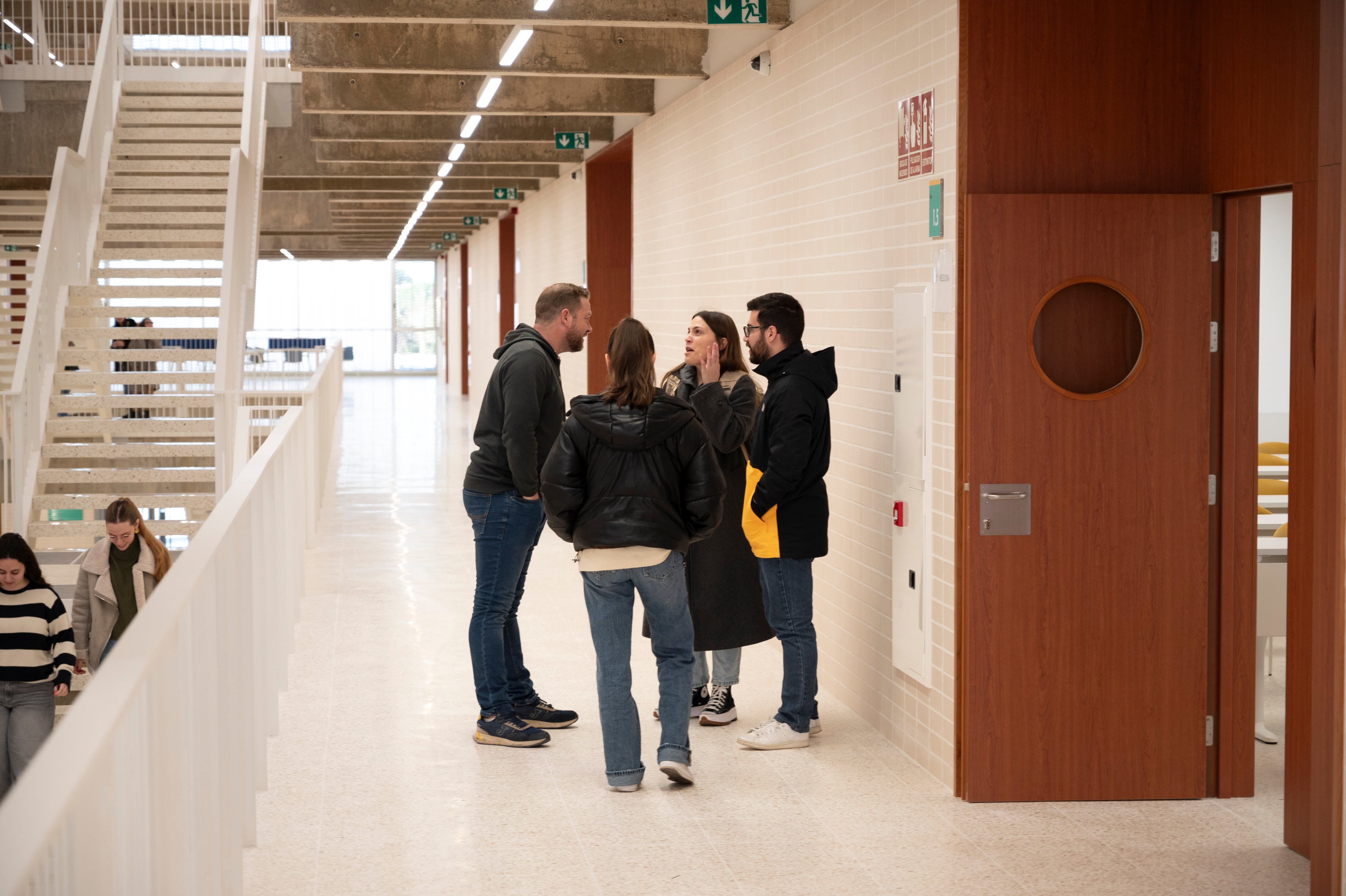 Fotos | Los estudiantes de Medicina, Enfermería y Fisioterapia estrenan las aulas de la nueva facultad