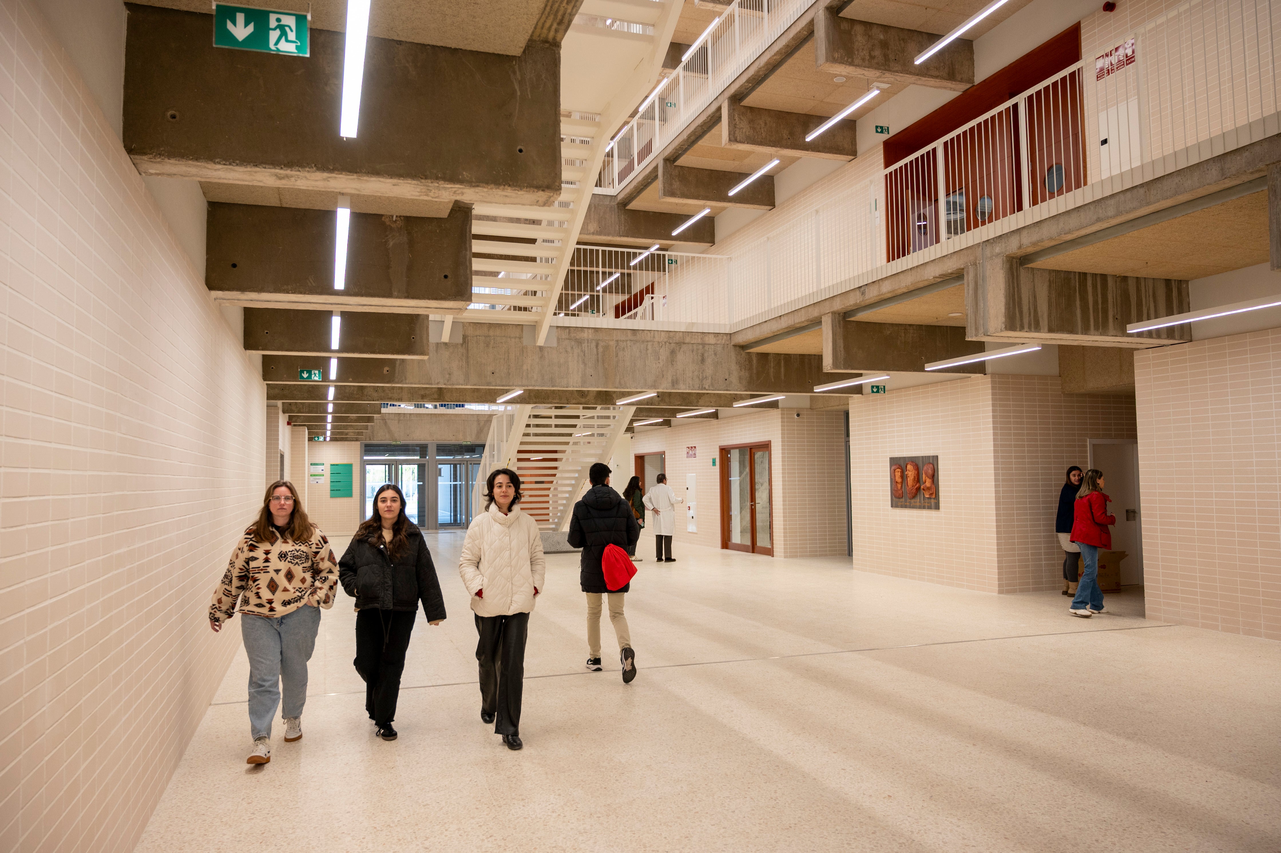 Fotos | Los estudiantes de Medicina, Enfermería y Fisioterapia estrenan las aulas de la nueva facultad