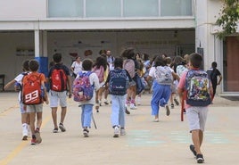 El PSOE alerta de que la tasa de abandono escolar en Extremadura ha crecido tres puntos