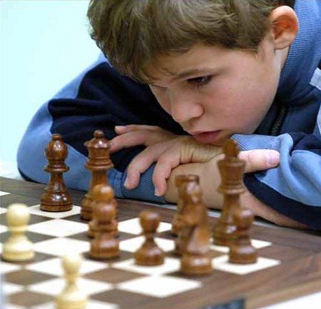 Magnus Carlsen fue fichado en 2004 por el club Magic de Mérida.