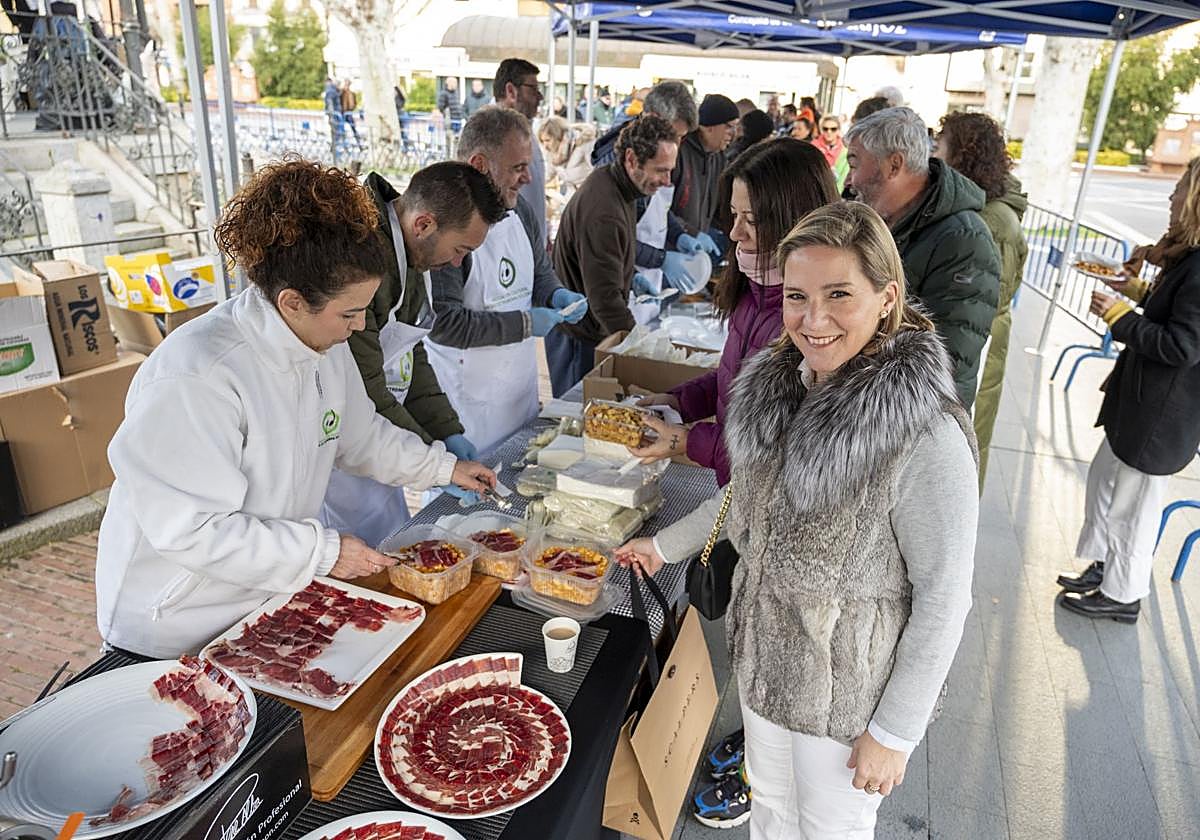 Migas solidarias en el Paseo de San Francisco.