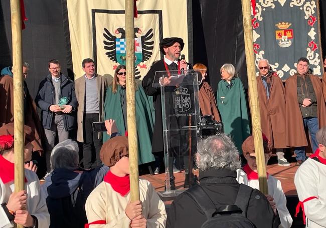 Acto oficial al inicio de la Ruta de Carlos V en Jarandilla de la Vera.