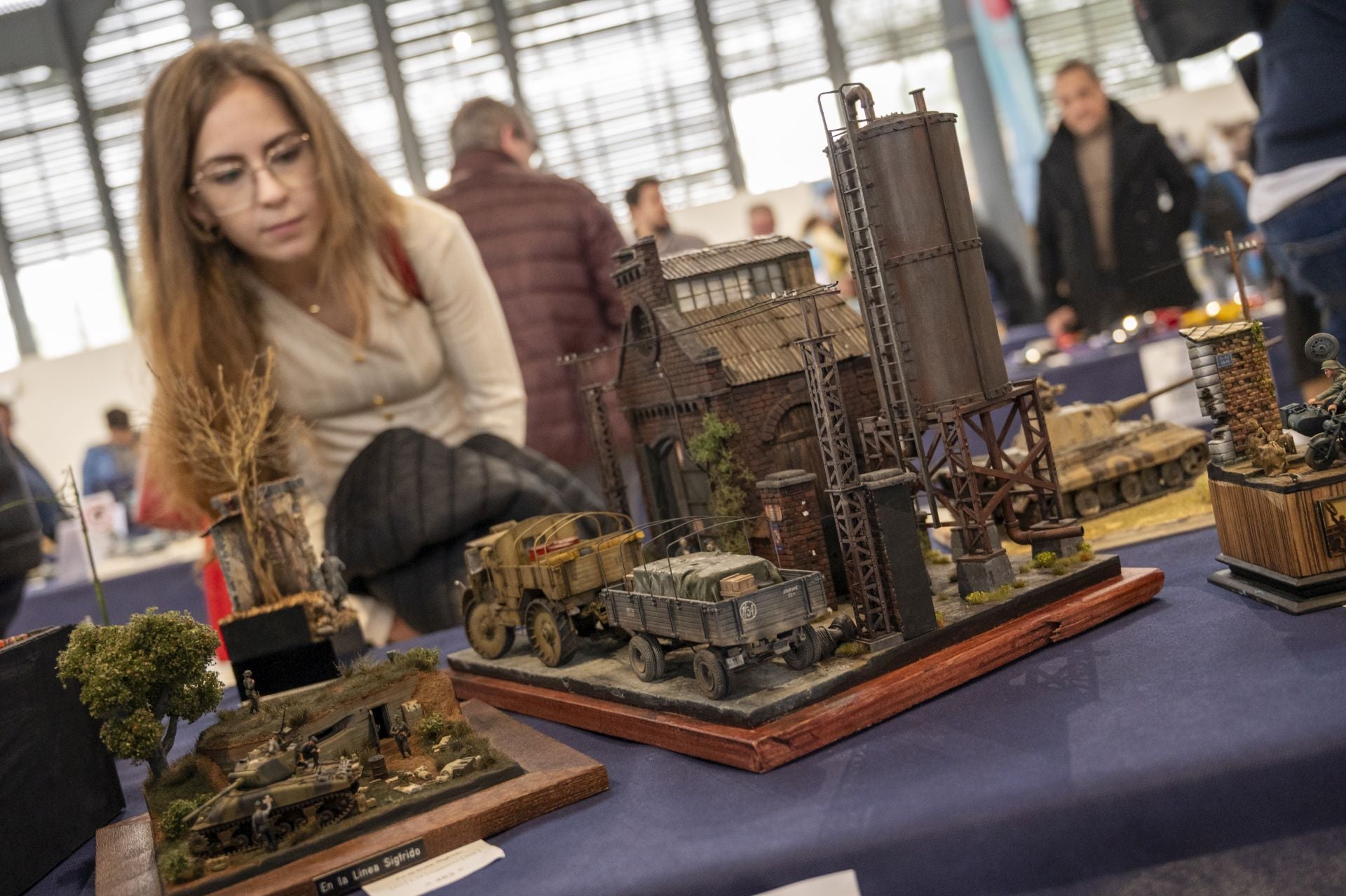 600 maquetas de todo el mundo se exponen en el concurso de modelismo de Badajoz