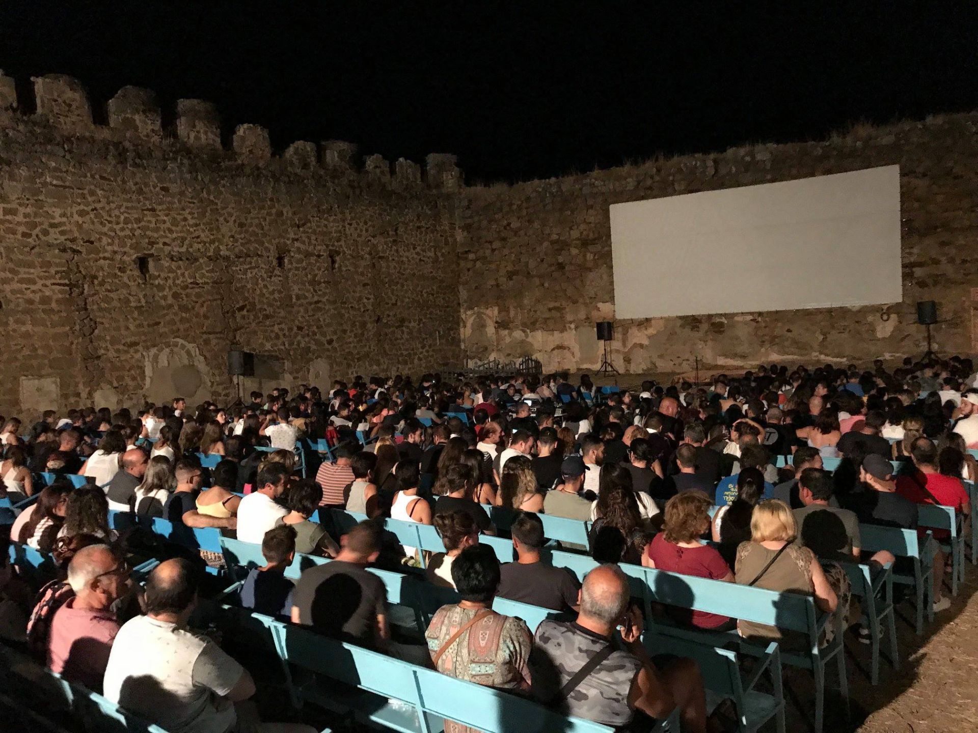 Así es el Castillo de los Herrera en Arroyo de la Luz declarado Bien de Interés Cultural